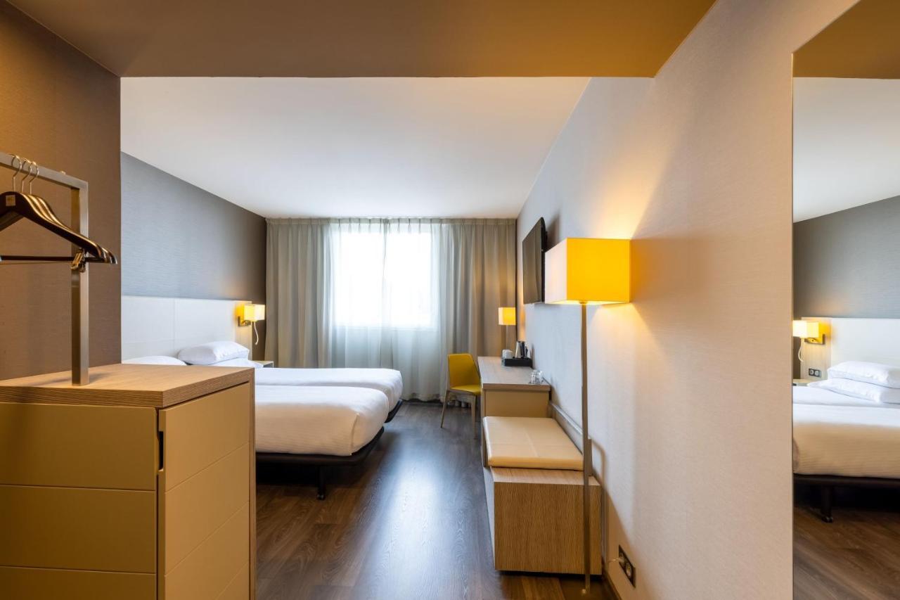 Ac Hotel By Marriott Marseille Prado Velodrome Bagian luar foto