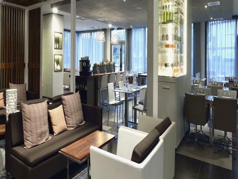 Ac Hotel By Marriott Marseille Prado Velodrome Bagian luar foto