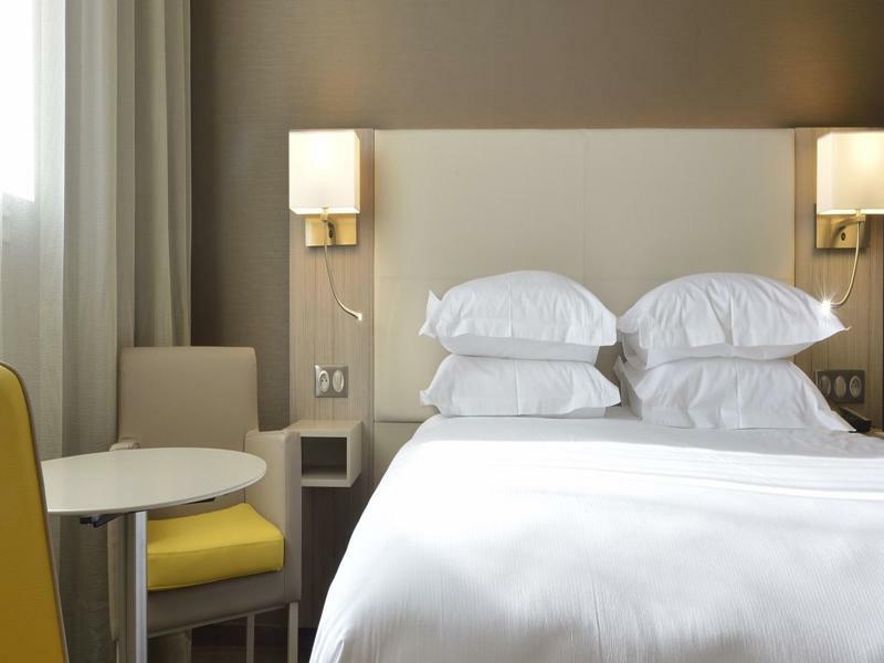 Ac Hotel By Marriott Marseille Prado Velodrome Bagian luar foto